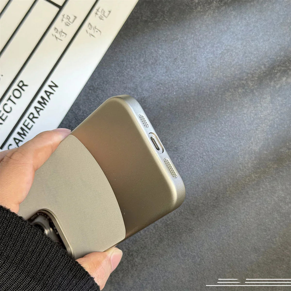 Electroplating Flannel Cases- iPhone 16 Series